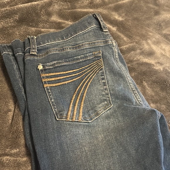 Dojo 7 jeans brand new worn once - Picture 3 of 3